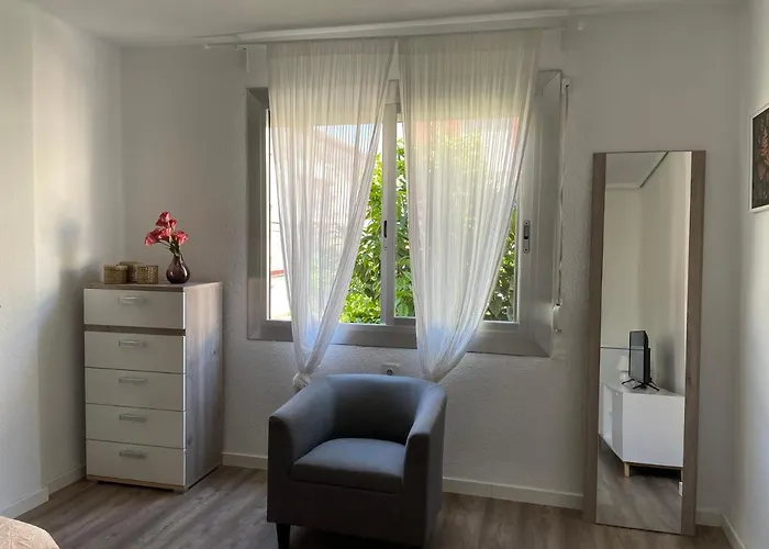 Slow Quarto em Acomodações Particulares *